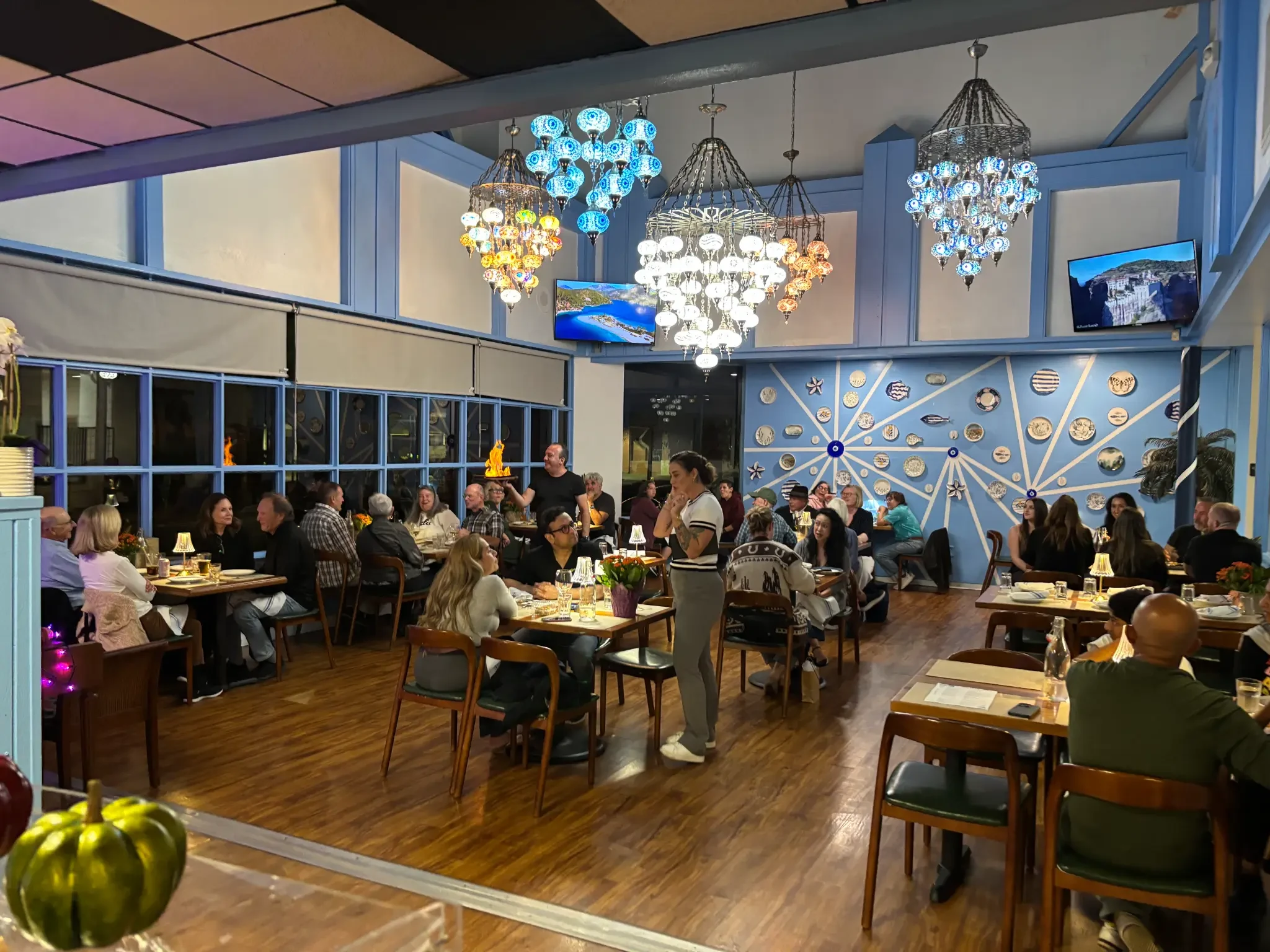 Kalimera Bar & Grill - Full dining room on a busy evening